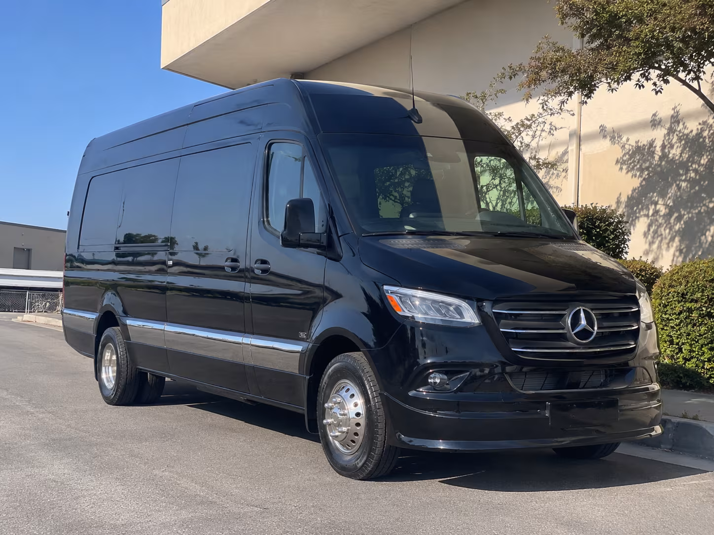 bus rental options for daly city trips
